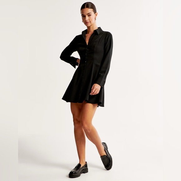 Black Crepe Button Down Dress - Picture 3 of 3